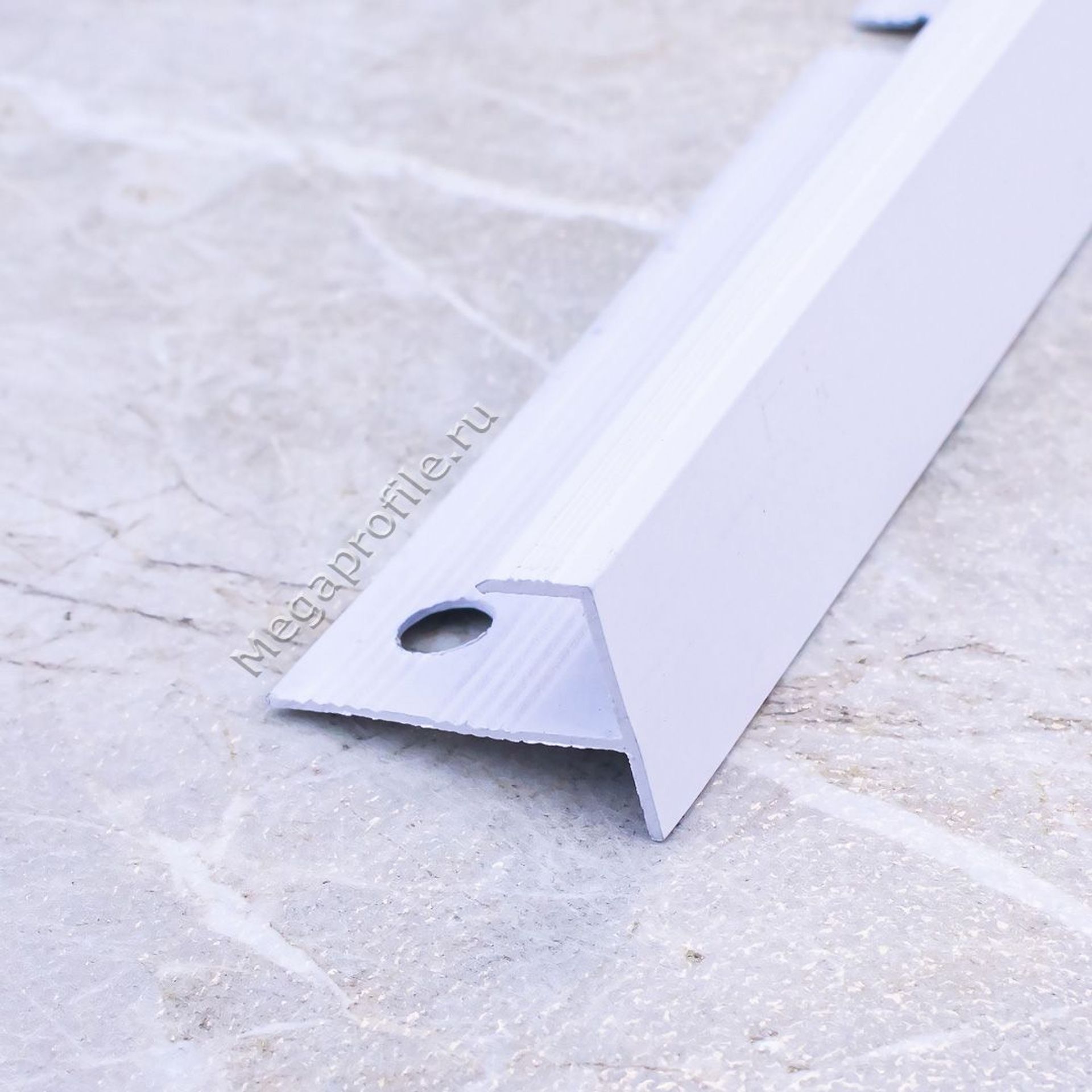 Алюминиевый F-образный профиль 10мм ПФ11