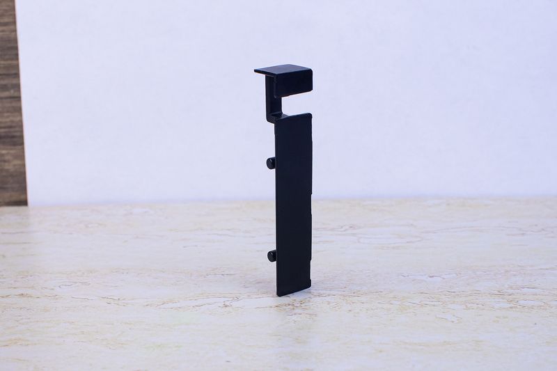 Соединитель для теневого плинтуса 78мм