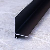 Алюмин. L-обр. микроплинтус МПL25 напольный черный/матовое 2.5м, шт.