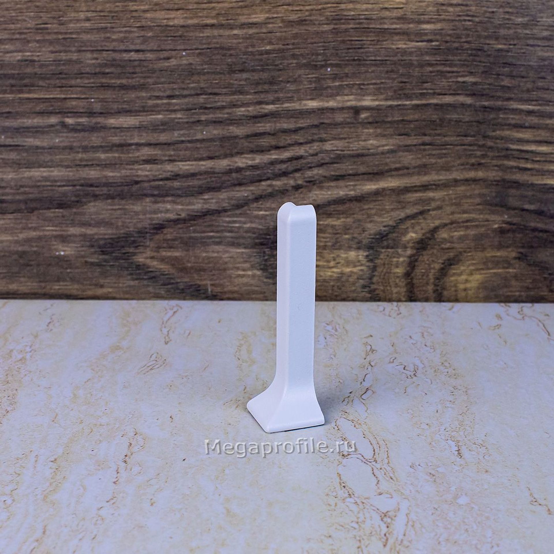 Угол наружний для алюминиевого плинтуса 40мм ПЛ40-УН