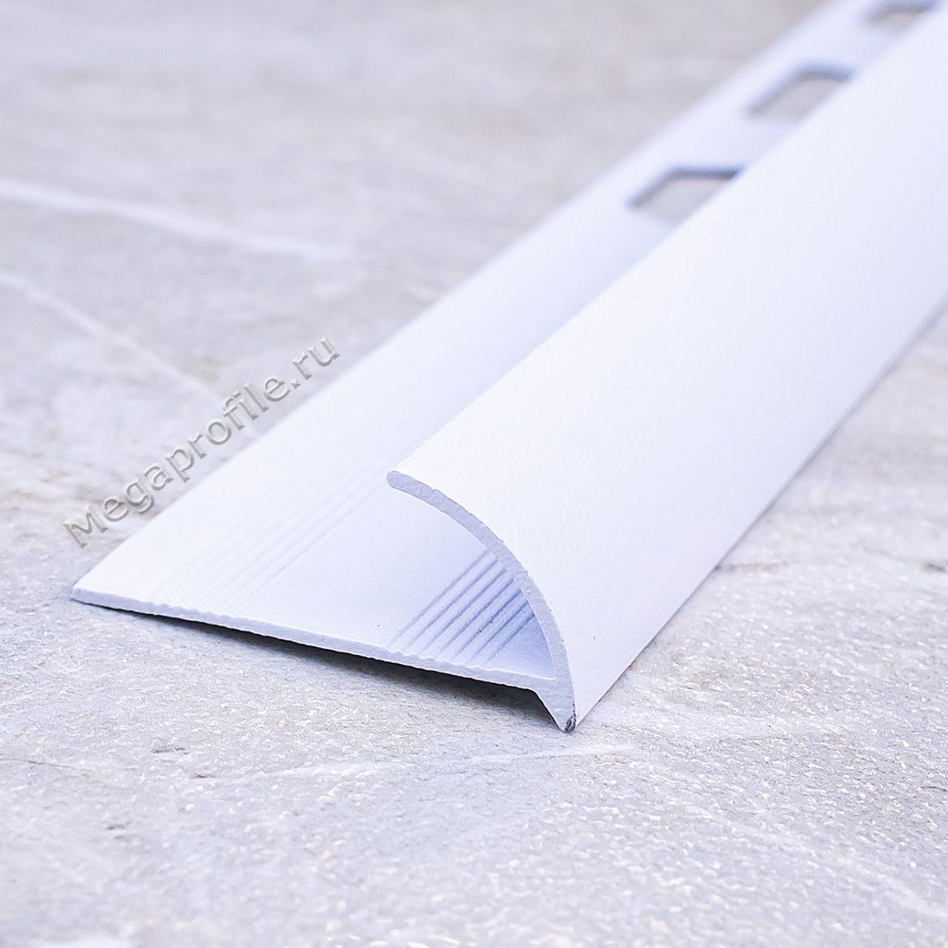 Алюминиевая раскладка для плитки 8мм ПА08/1