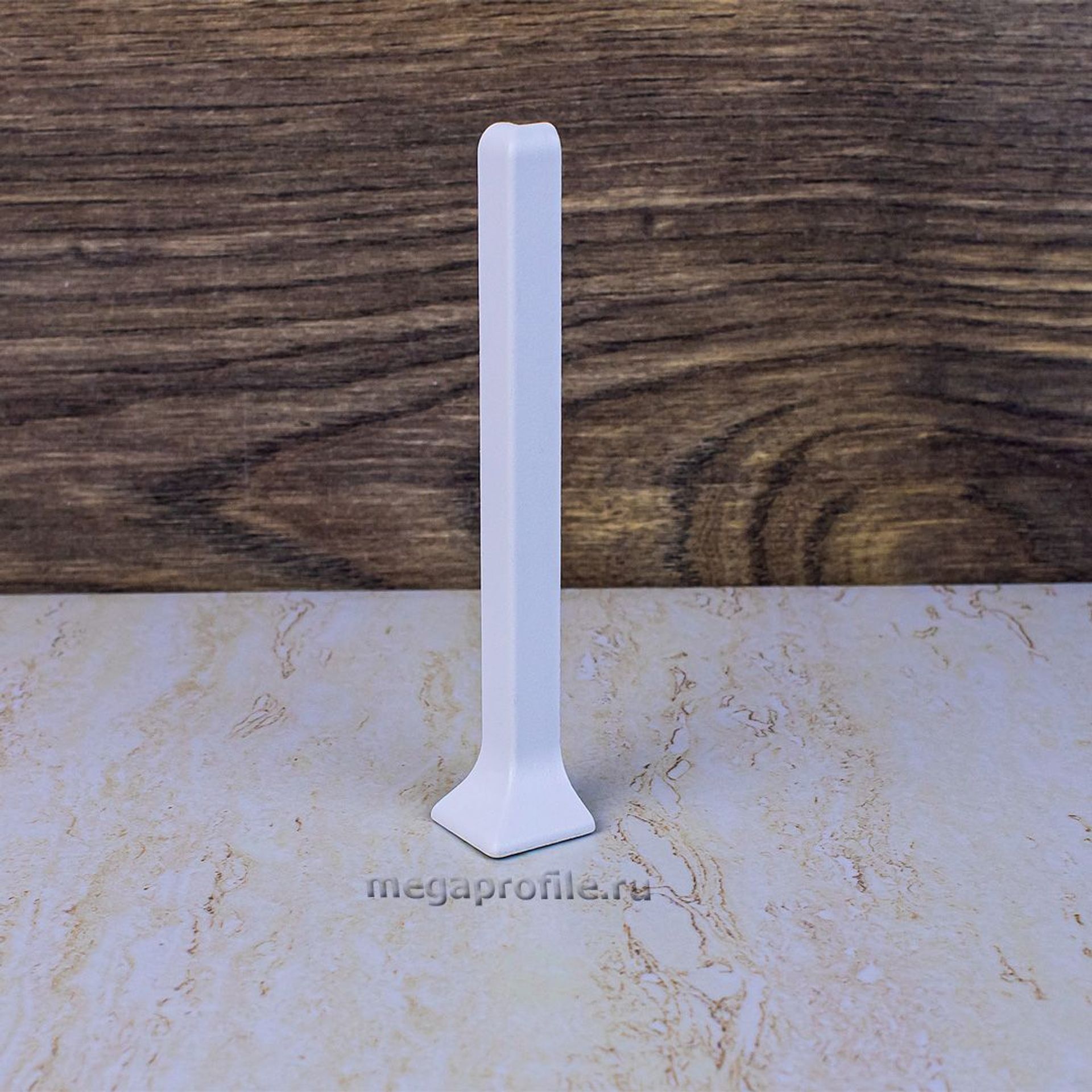 Угол наружний для алюминиевого плинтуса 80мм ПЛ80-УН