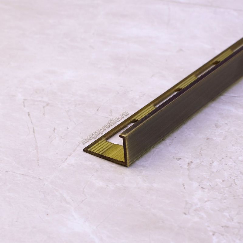 Латунный Г-образный профиль 10мм