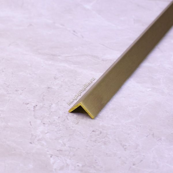 Латунный угол 10мм ЛУ10