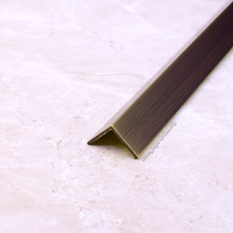 Латунный угол 20мм
