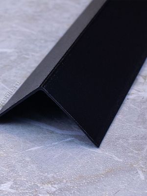 Алюмин. уголок без отверстий У25 черный/муар 2,7м, шт.
