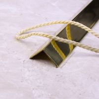 Латунный полированный угол без отверстий ЛУ20