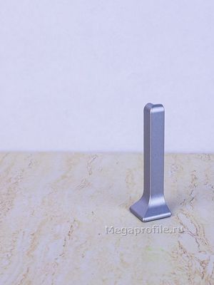 Угол наружный алюмин. для ПЛ40 серебро/матовое
