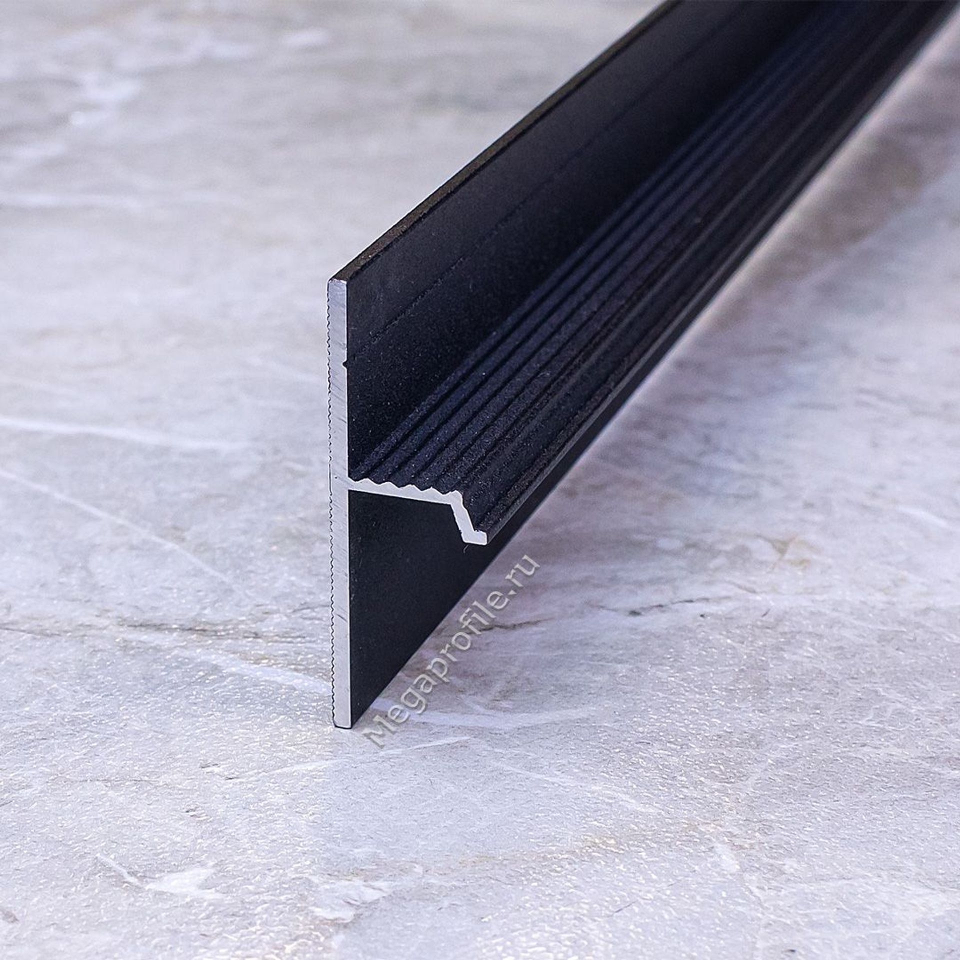 Плинтус теневой напольный 42мм ТП42