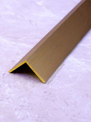 Латунный брашированный угол без отверстий ЛУ20